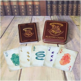 Harry Potter Spielkarten - 85 originelle Geschenke für Harry Potter Fans