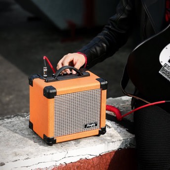 Tragbarer 10W Mini Amp fr elektrische Gitarren - Coole Geschenke für Gitarristen