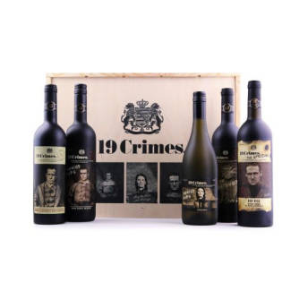 5 Weine der australischen Weinlinie 19 Crimes in einer  - 47 originelle Geschenke für Wein-Liebhaber
