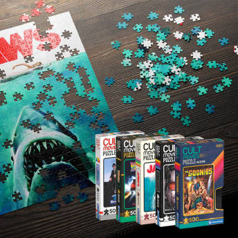 Cult Movies 500TeilePuzzle in VideokassetenBox - 52 originelle Puzzle Geschenke für Puzzle Fans jeden Alters