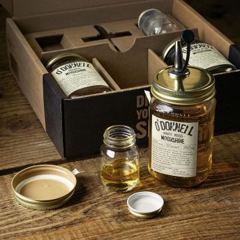 6tlg ODonnell Moonshine Geschenkbox mit Ausgieer - 26 originelle Geschenke für Trauzeugen und den Best Man