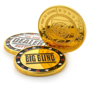 Hochwertiges PokerButton Set im Etui - 31 Poker Geschenke für leidenschaftliche Pokerspieler