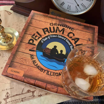 Rum Kuchen mit Karamell Rum Topping - Originelle Geschenke für Rum Fans