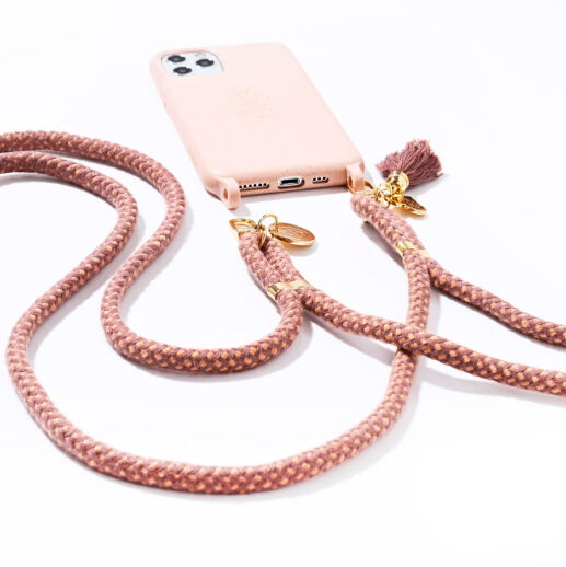 Handykette mit goldenen Accessoires