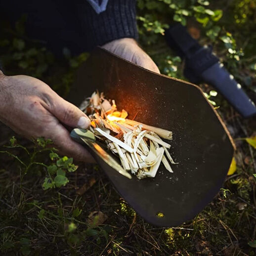 Trekkers Little Helper - Vielseitige Ledermatte für die Wildnis