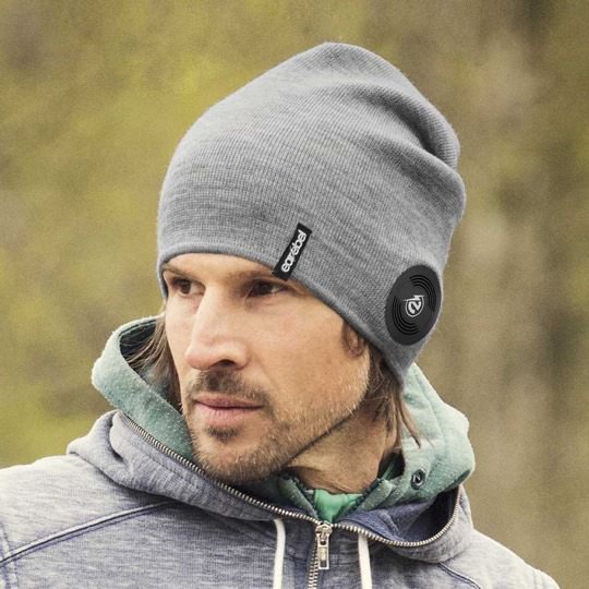 Earebel Beanie mit integrierten Kopfhörern und Mikrofon zum Telefonieren
