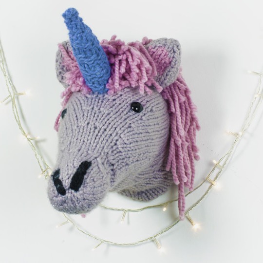 Einhorn Trophäe zum Selberstricken