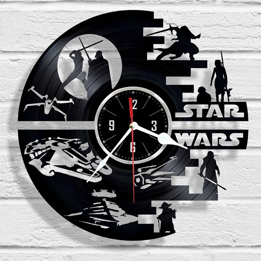 Star Wars Wanduhr aus einer Vinyl Schallplatte