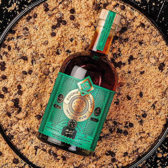 Drink Syndikat Cookie Dough Rum - destilliert mit echtem Keksteig