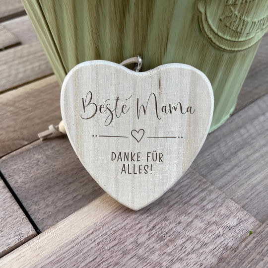 Herzförmiger Geschenkanhänger für die 